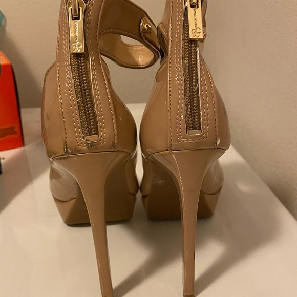 Jessica Simpson Heels. - Picture 6 of 10